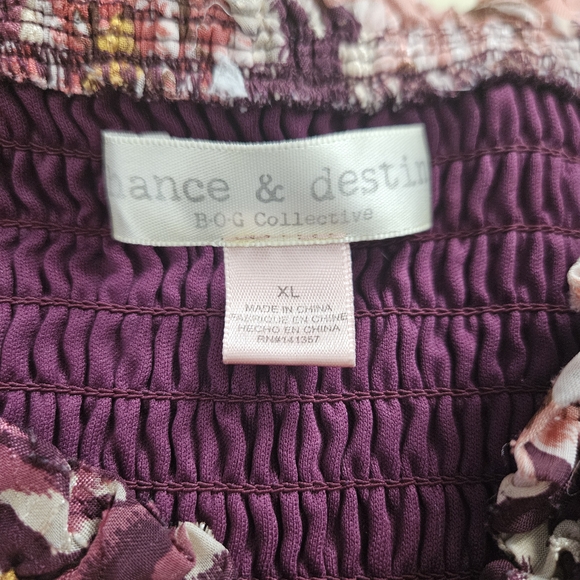 ☘️3/$15☘️ Chance & Destiny Off-Shoulder Wine Floral Smocked Blouse - Picture 3 of 4